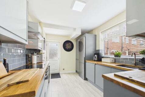 Yewtree Lane - EweMove - Kitchen