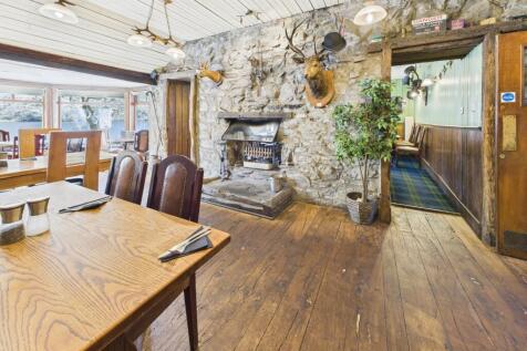 CAM03481G0-PR0094-STILL009