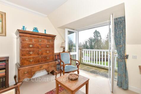 Internal Lifestyle Photograph