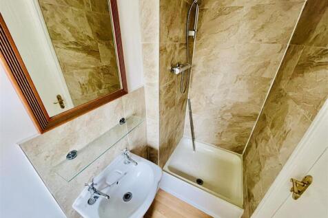 En-Suite Shower Room