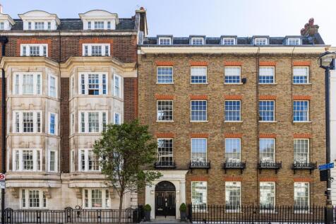 London, W1N - property photo