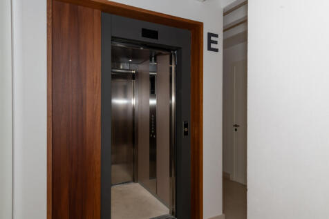 Modern elevator