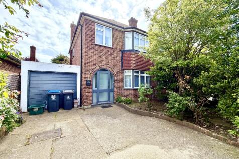 Chessington, KT9 - property photo