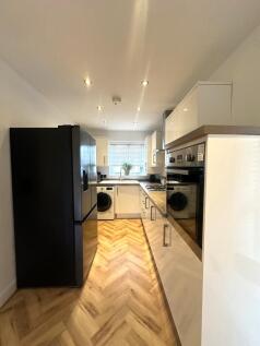 Canal Court , Saxilby , Lincoln photo 4