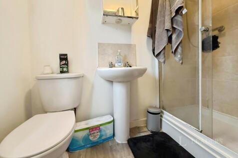 Halford House, High Street, Attleborough, NR17 photo 5