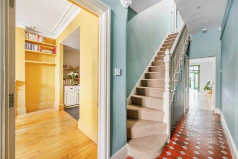 38 Shalimar Gardens-24.jpg