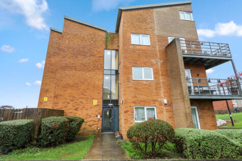 6 Kenninghall View, Norfolk Park, Sheffield, S2 3WX