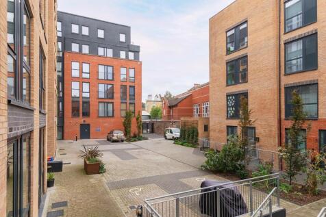 1B1CSC - External F.jpg