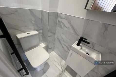 Heron House, Nuneaton, CV11 photo 3