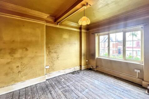 79 Valley Road, Streatham, London SW16 2XL