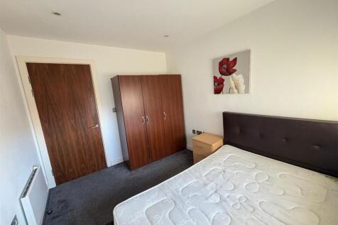 WhatsApp Image 2025-12-19 at 15.17.19 (3).jpeg