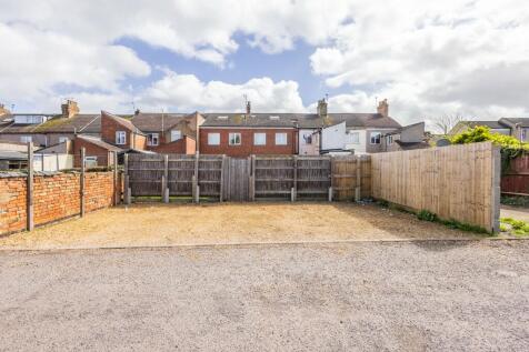 Pinfold Street, Rugby, Warwickshire, CV21 photo 3