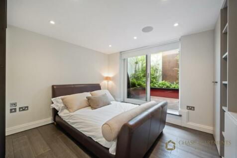 Butlers Wharf SE1 2YE-2.jpg