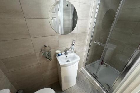 Nadine Street, Salford, M6 5WG photo 5