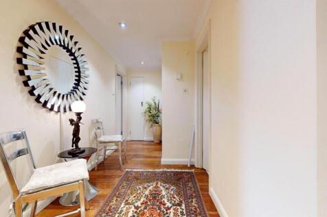 Property for sale in Waterside Point by Barrain Lo