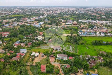 3 Bedroom Modern Villa For Sale - Sangkat Siem Reap, Siem Reap