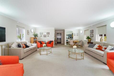 HOMEWATER HOUSE, FLAT 2 (12).jpg