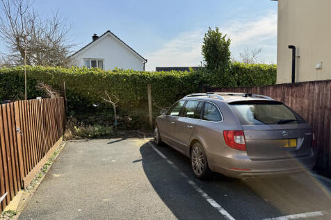 Parking for 2 Cars