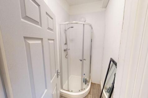 21-Noel-St-09202024_154103