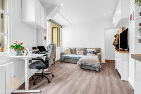 Internal-4.jpg