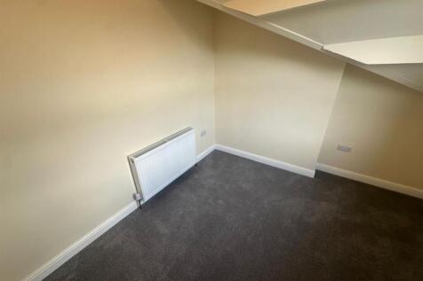 Bedroom 3 2.jpg