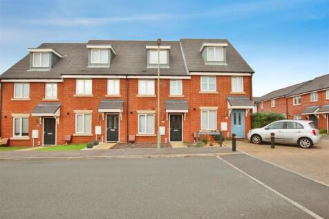3 bedroom House for sale in the popular Strawberr