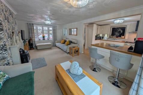 Click to visit Rightmove listing