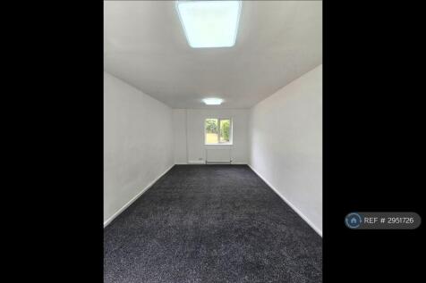 Bannister Drive, Leyland, PR25 photo 3