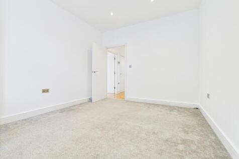 Lime Tree Way, Chineham, Basingstoke, RG24 photo 4