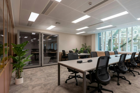 69cd101b70c3e6b9c359d97e_Runway East Covent Garden - Example Office (1).png