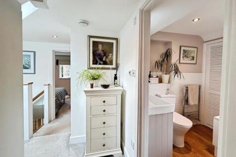 3c8a17e3-A-461A-A3AD-F386911F459A-5895-0000034243C