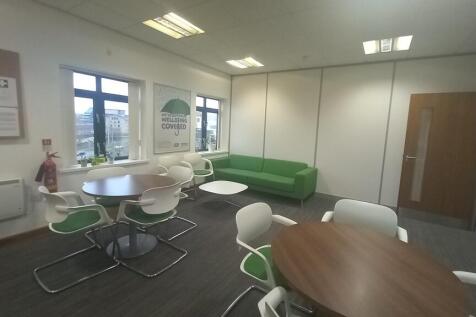 Office to rent Image 6