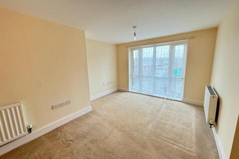 Marston Walk, Marnel Park, Basingstoke, RG24 photo 3