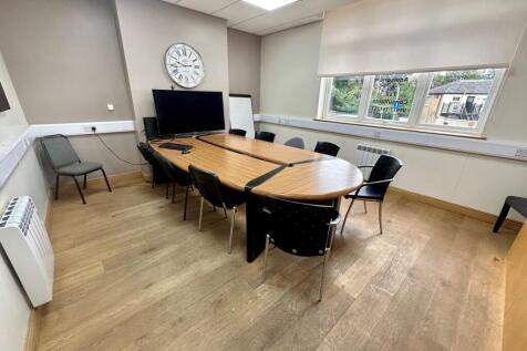 Office to rent Image 6