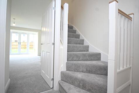Vanguard Circle, Brooklands  photo 3