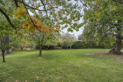 Lower End Farmhouse, 10 High Street South, Tiffiel