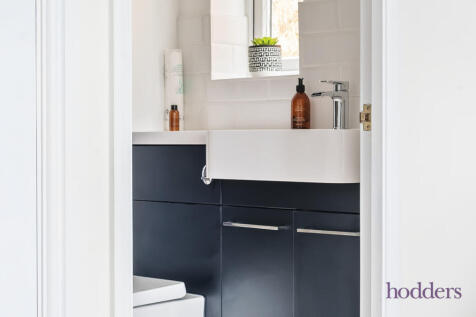 8a87d513-8005-4ed...