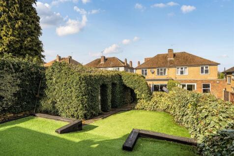 Baldwins Lane - Rear.jpg
