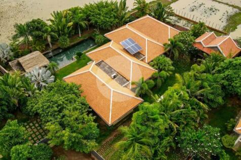 5 Bedroom Luxury Villa For Sale - Svay Dangkum, Siem Reap