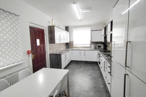 £170 pppw Bills Incl, 5 Lausanne Road, Manchester, M20 photo 3
