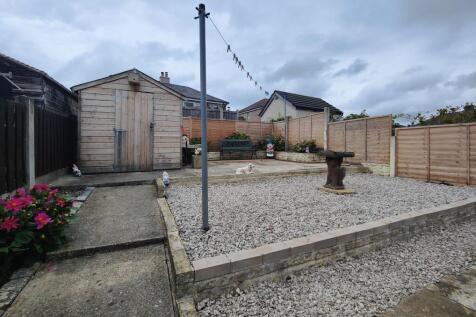 Landscaped Rear Garden