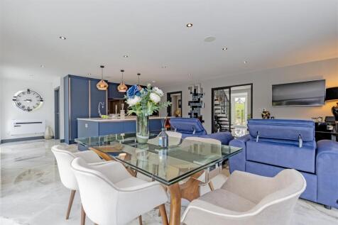 Stunning Kitchen/ Breakfast Room
