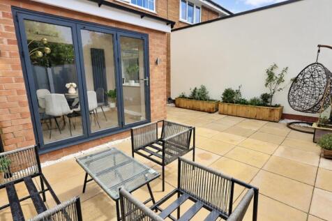 REAR PATIO
