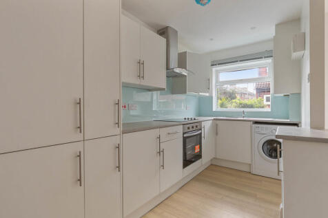 12a Telford Close...