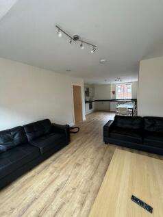 Walsh Court, Bells Square, Sheffield, S1 photo 4