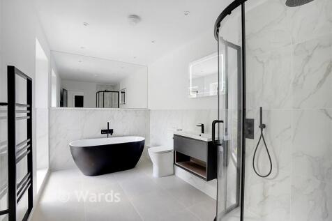 Full Family Bathroom