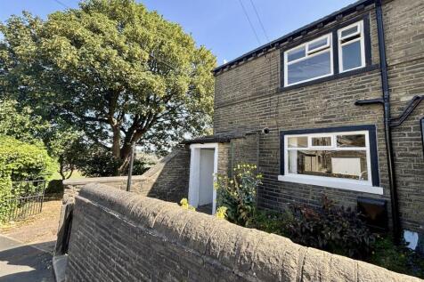 Bradford, BD14 - property photo