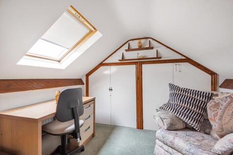 Bedroom/Study