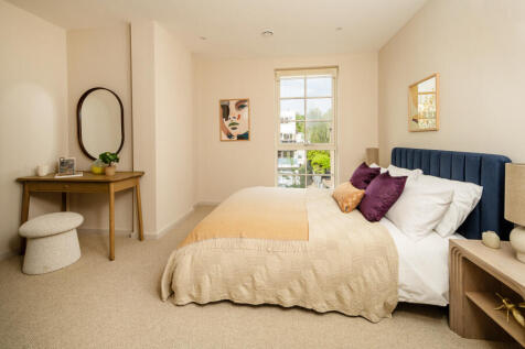 Highgate Rd Kentish Town int-59.jpg