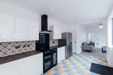 1-bed flat on Heathcoat Street, Loughborough, £693/mo